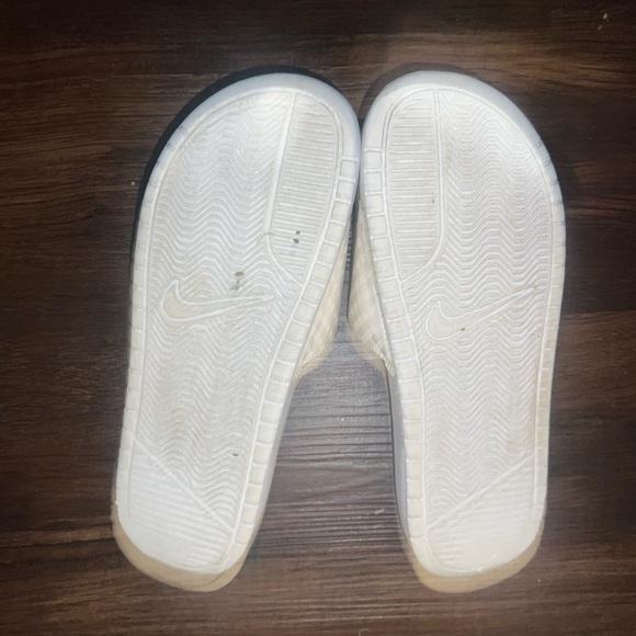 White Nike Slides - Picture 2 of 2